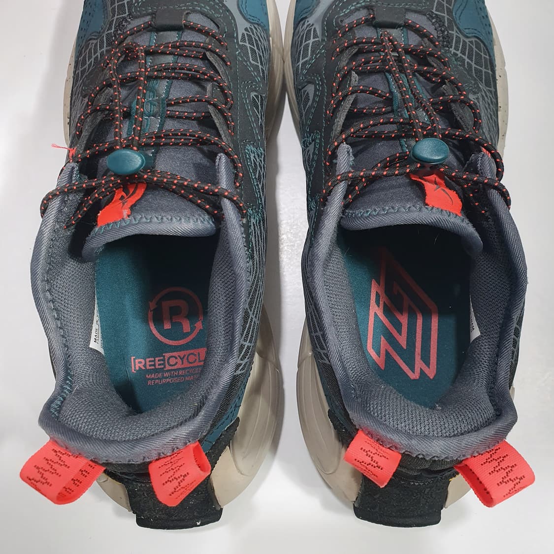 리복 직 키네티카 2 엣지 미드나잇 265 상품이미지4