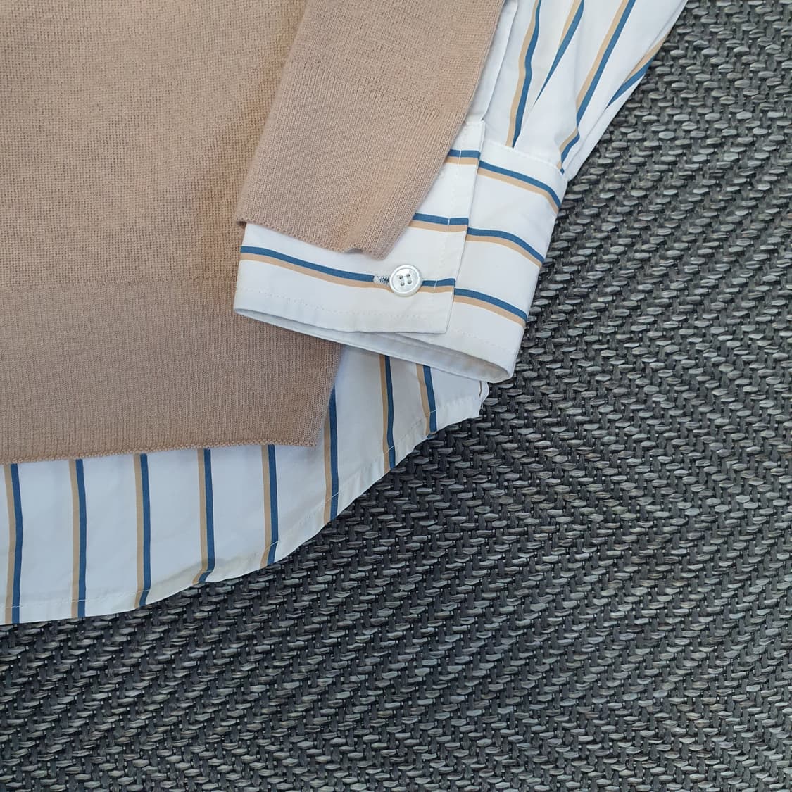 한섬 타임 긴팔티 남자105 상품이미지4