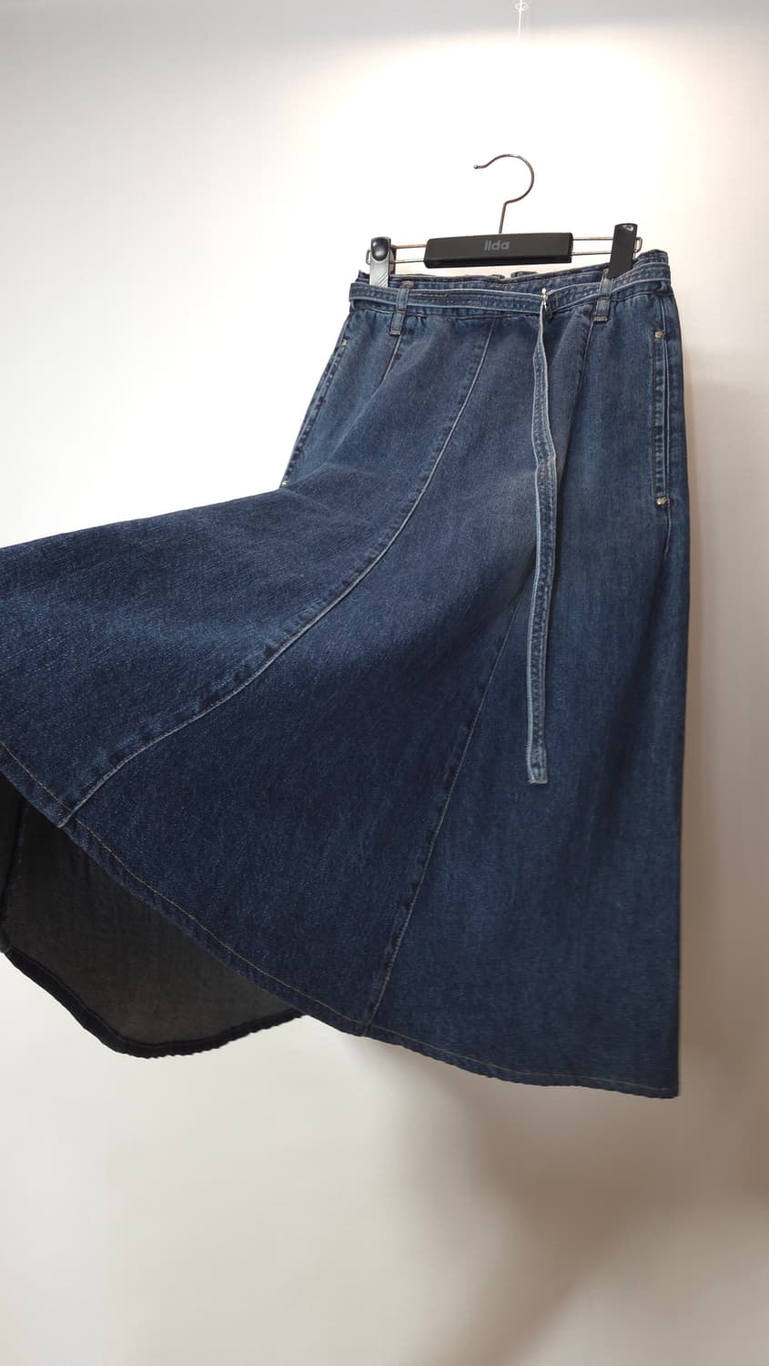 한섬 SJSJ 2023  플레어 벨티드 데님 백밴딩 롱 스커트 상품이미지5