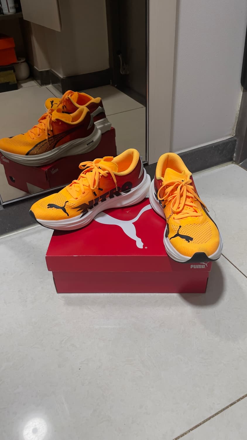 푸마 디비에이트 나이트로3 러닝화 런칭색상 상품이미지1