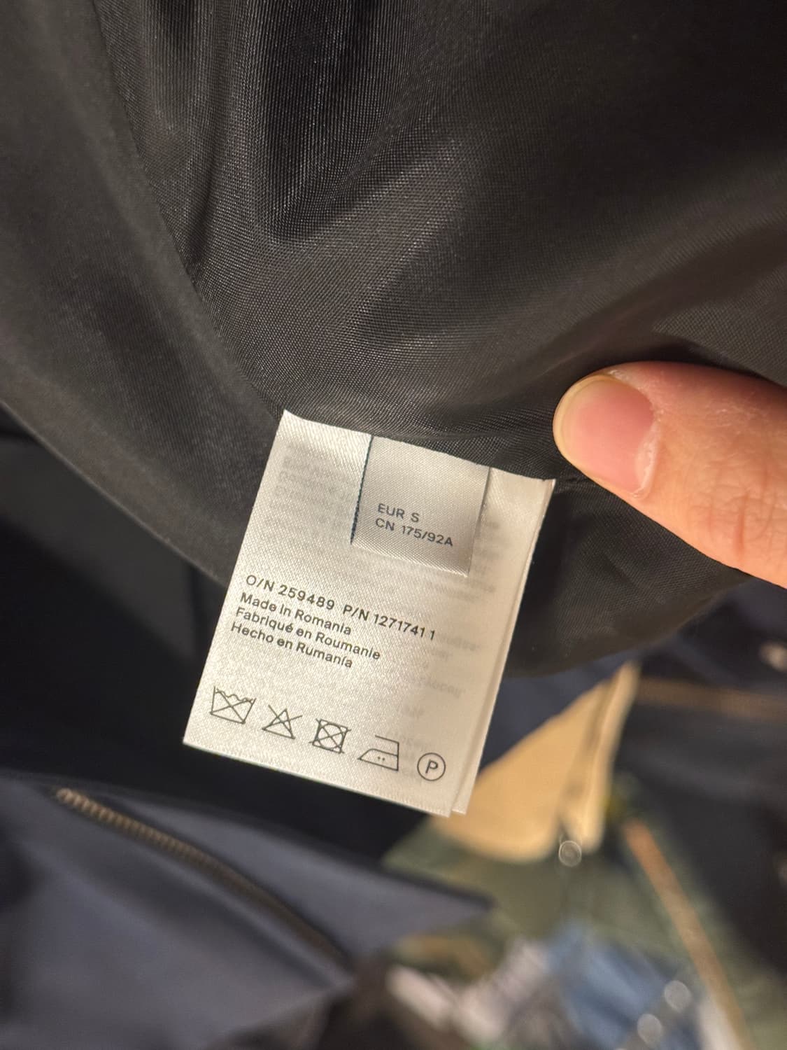 Cos 유틸리티 보머 재킷(S) 25ss 런웨이 컬렉션 상품이미지4