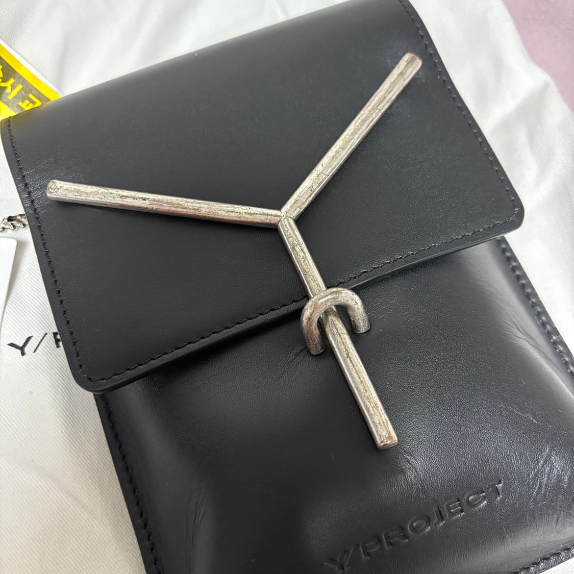 와이프로젝트 Y로고 레더 크로스백 새상품 상품이미지7