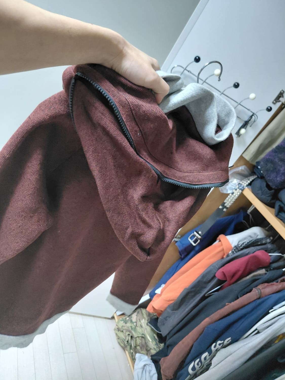 착샷있음 빔즈하트 울 니트 하이넥 라이더 후드집업 vkei  상품이미지2