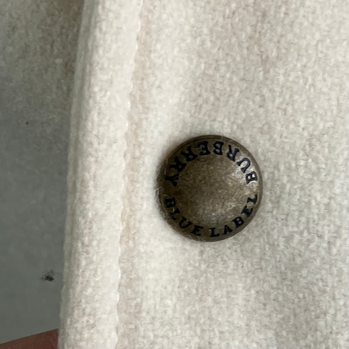 버버리 블루라벨 로고 와펜 가죽 소매 스타디움 자켓 M 상품이미지4