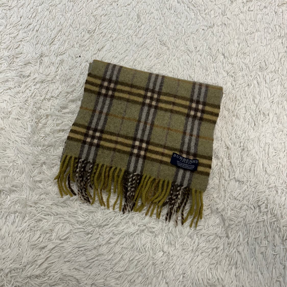 Burberry Khaki Lambswool Muffler 상품이미지4