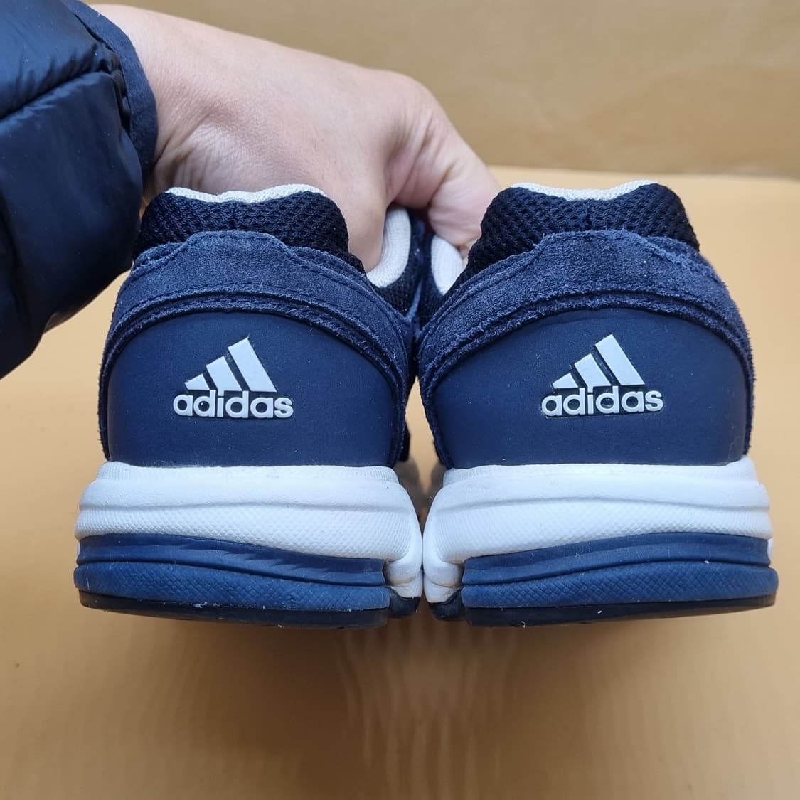 아디다스 이큅먼트10 네이비여성운동화235. 상품이미지4