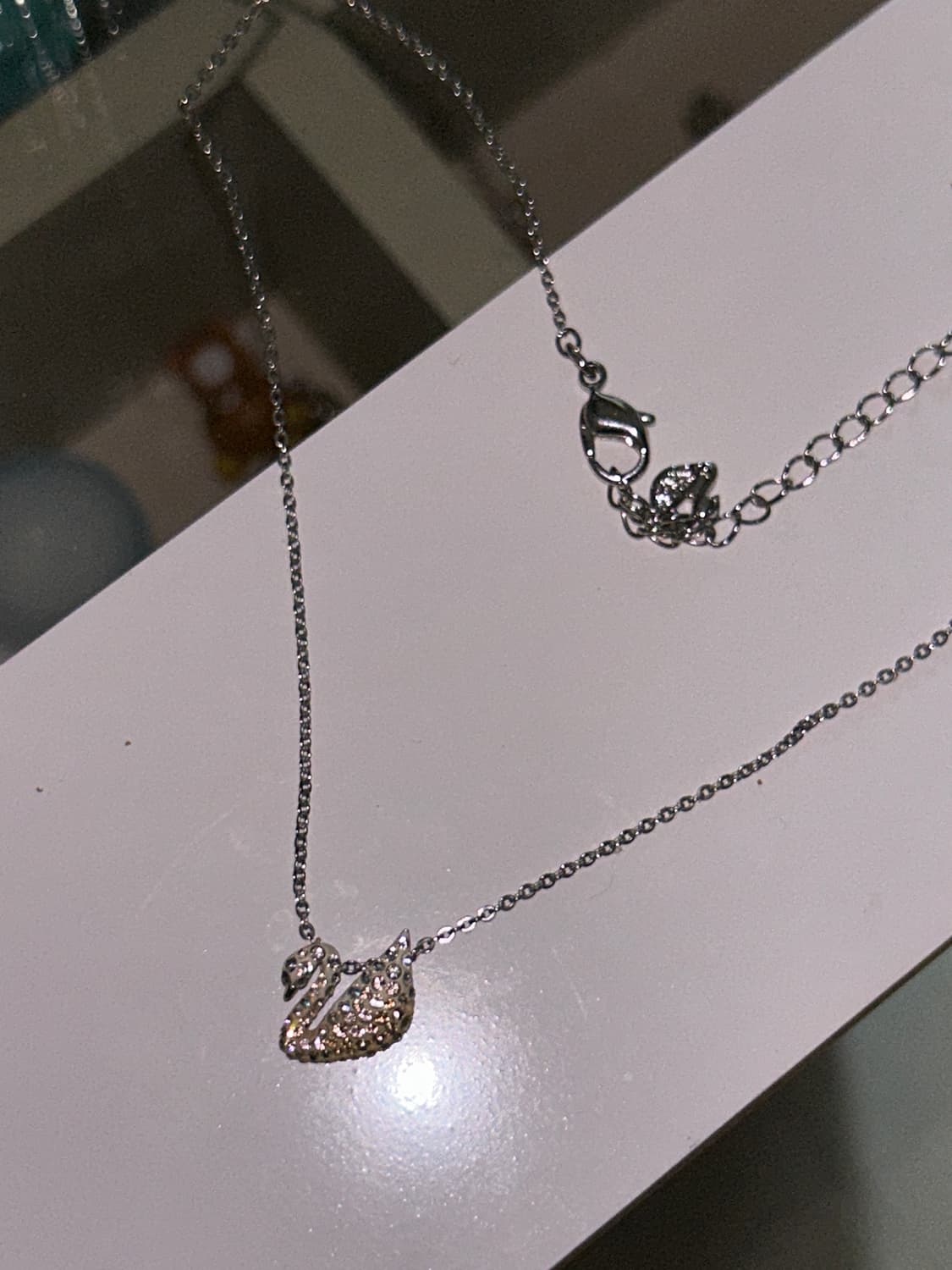 전남친이 준 스와로브스키스완목걸이 상품이미지2