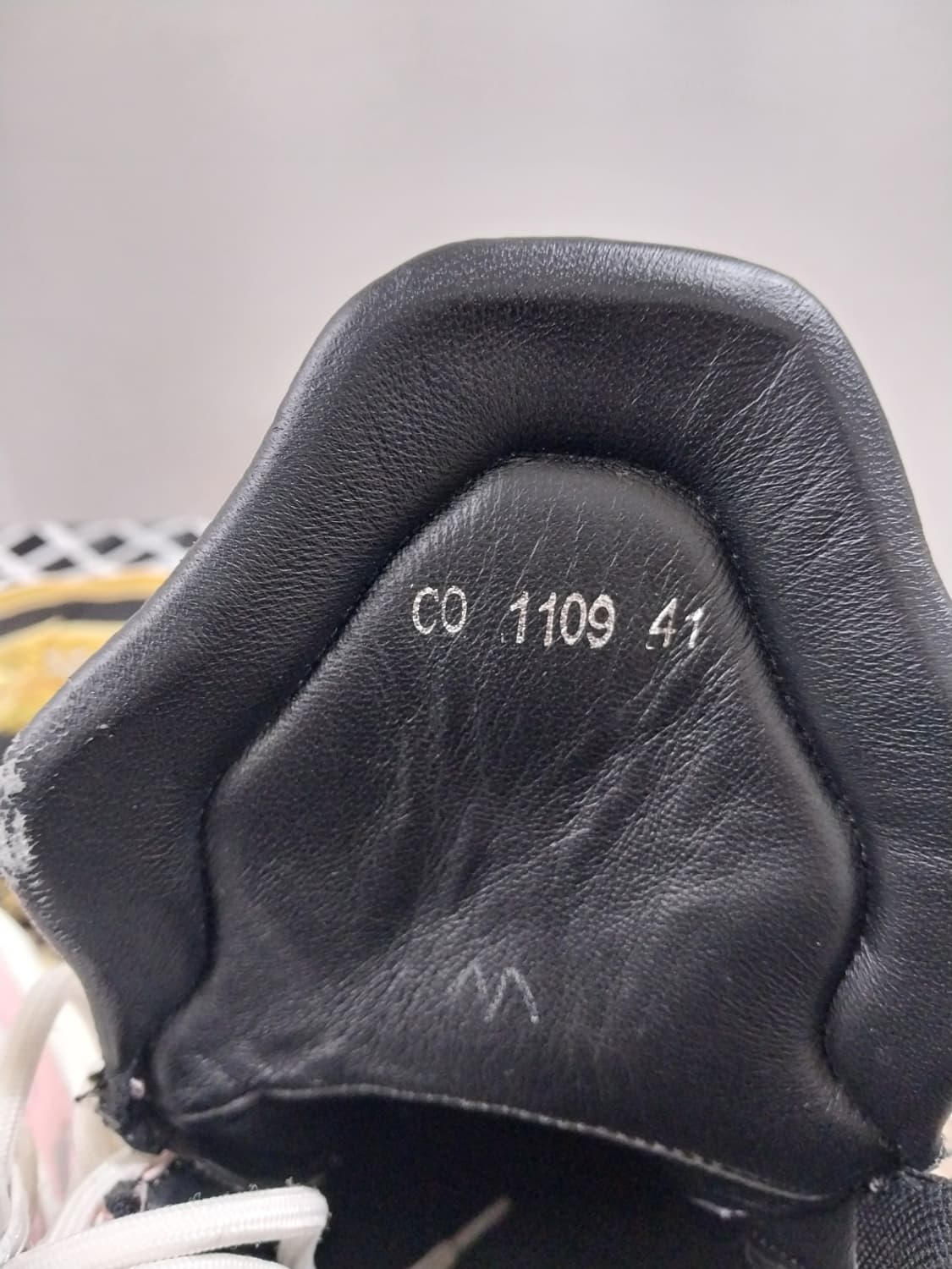 루이비통 LV 아치라이트 스니커즈41  255mm 상품이미지4