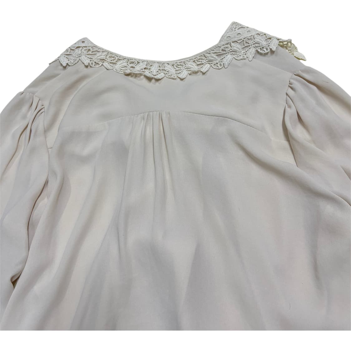 빈티지 레이스 셔링 블라우스 상품이미지5