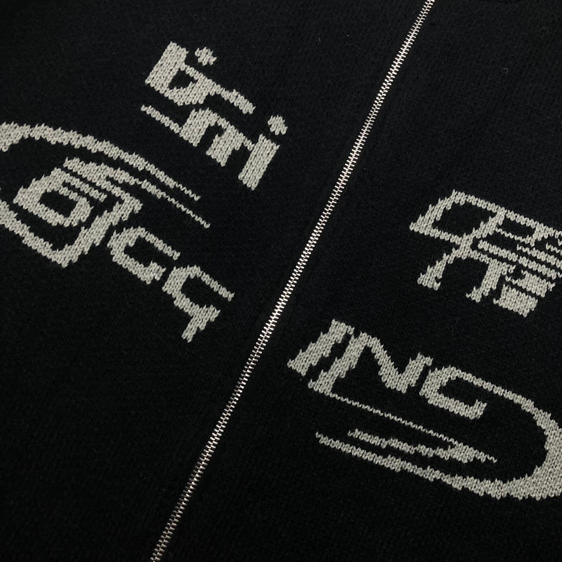 꼼파뇨 스튜디오 투웨이 블랙 니트 집업 상품이미지2