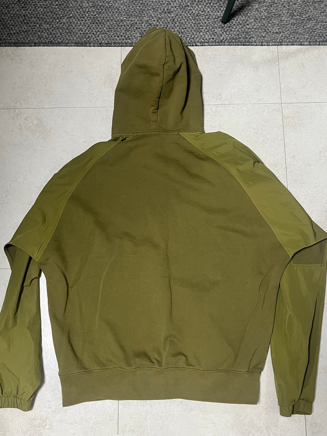 이스트로그 카키색 후드 상품이미지2