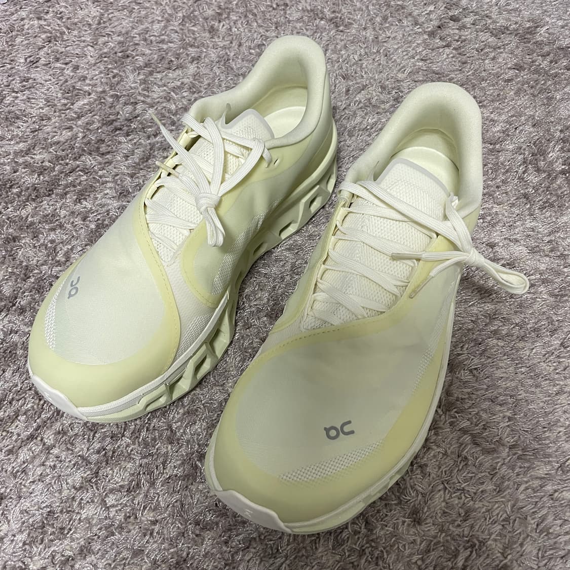 온 러닝 x 포스트 아카이브 팩션 (파프) 클라우드몬스터 2 시들링 화이 상품이미지1