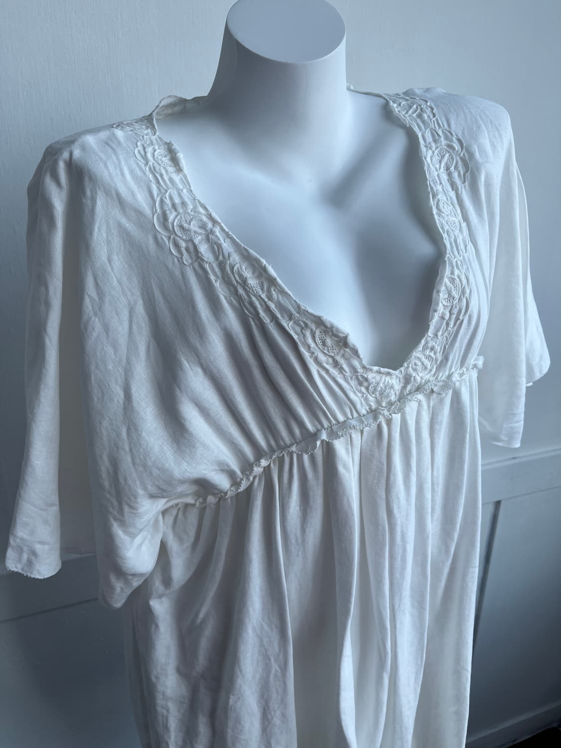 화이트 넥플라워 원피스 상품이미지3