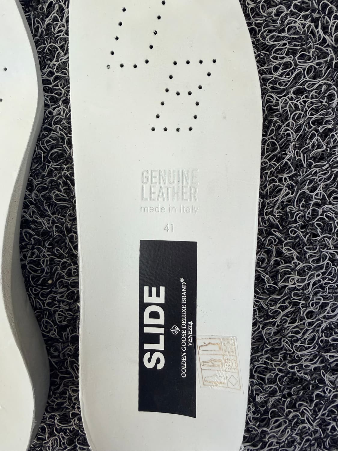 골든구스 슬라이드 하이탑 블랙/그레이 - 41사이즈 상품이미지7