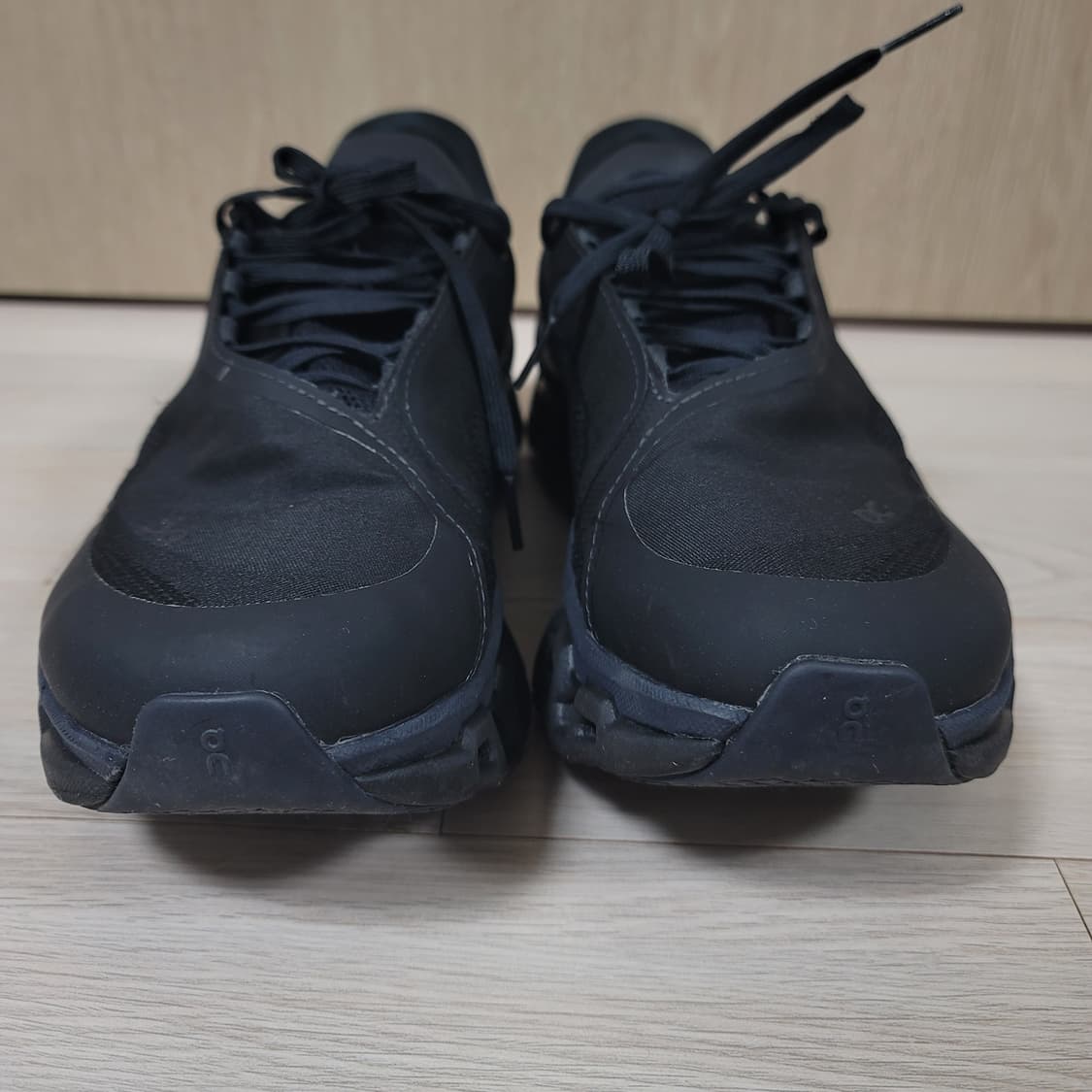 [260]<상태최상> 온러닝ON x 파프PAF 클라우드몬스터2 블랙 상품이미지5