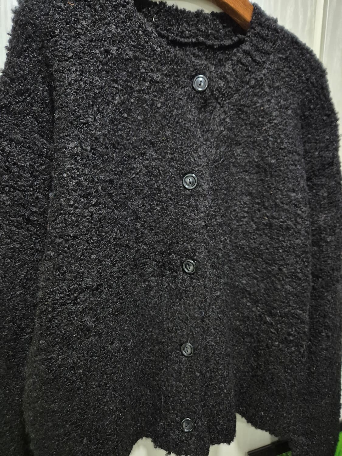 블랙 부클 가디건 상품이미지4