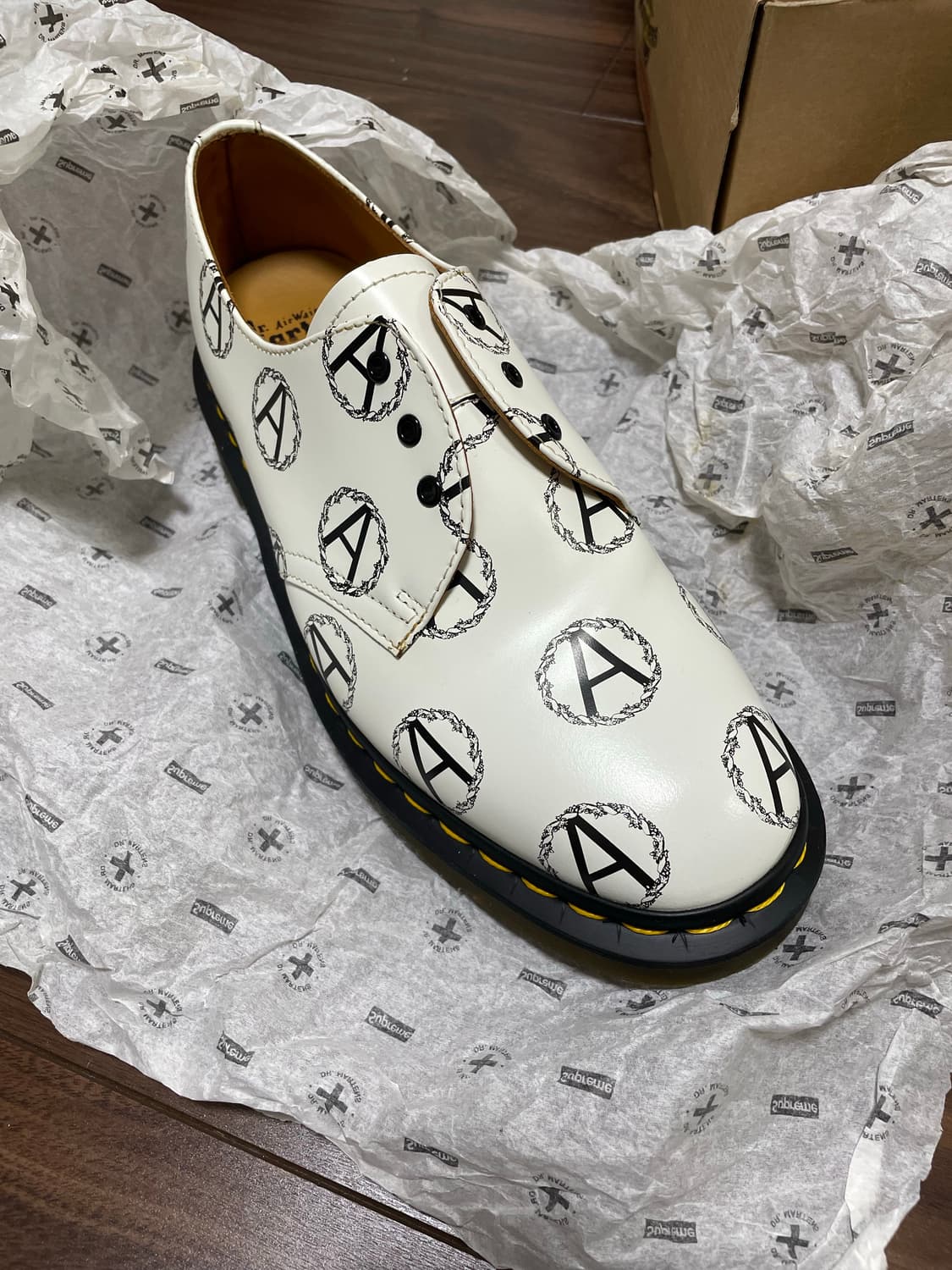 닥터마틴 x 슈프림 x 언더커버  1461 빈티지 화이트 상품이미지1