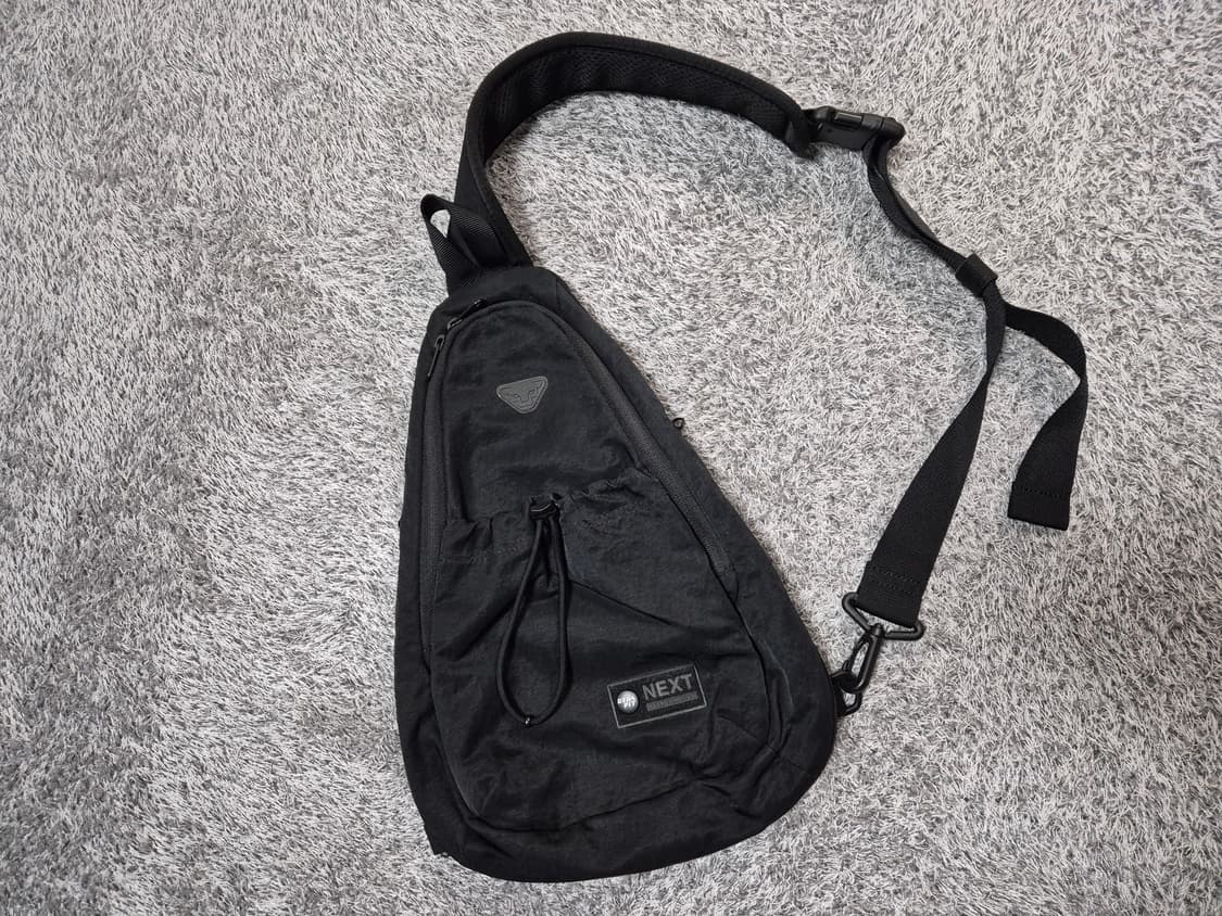 다이나핏 슬링백 상품이미지1