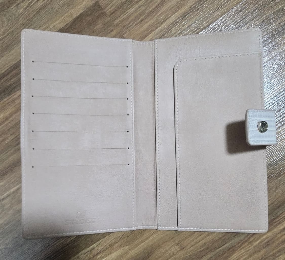 스와로브스키 장지갑 상품이미지2