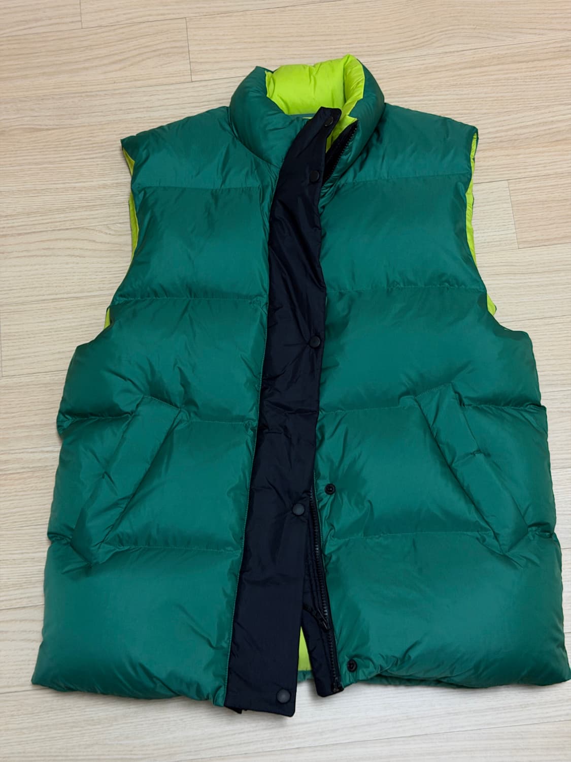 유니클로 x 마르니 패딩조끼 상품이미지1