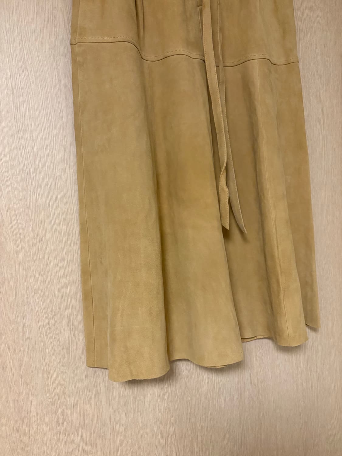 폴로랄프로렌 고트스웨이드 스커트  상품이미지2