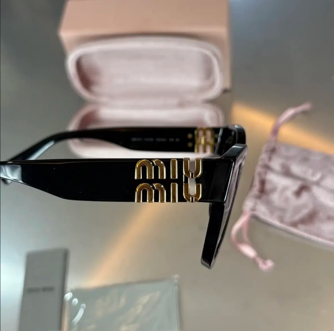 [정품] 미우미우 시그니처 크리스탈 선글라스 풀구성 상품이미지3