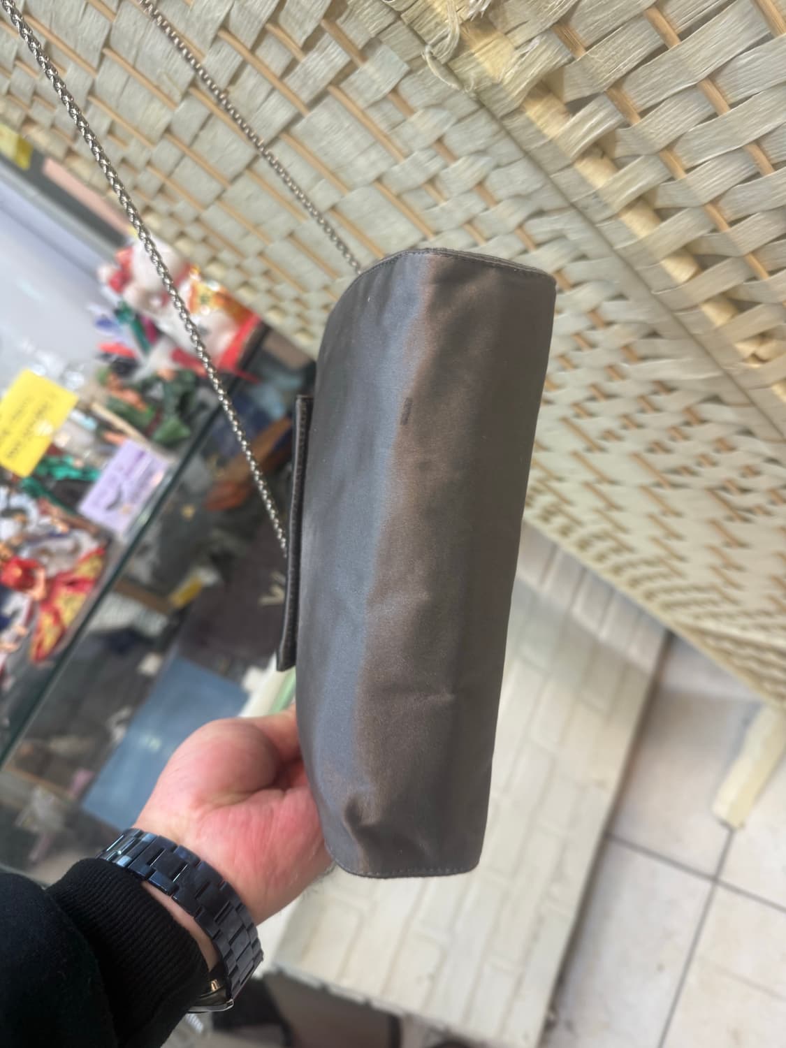 정품 프라다 실크 미니 체인 크로스백 팝니다 상품이미지6