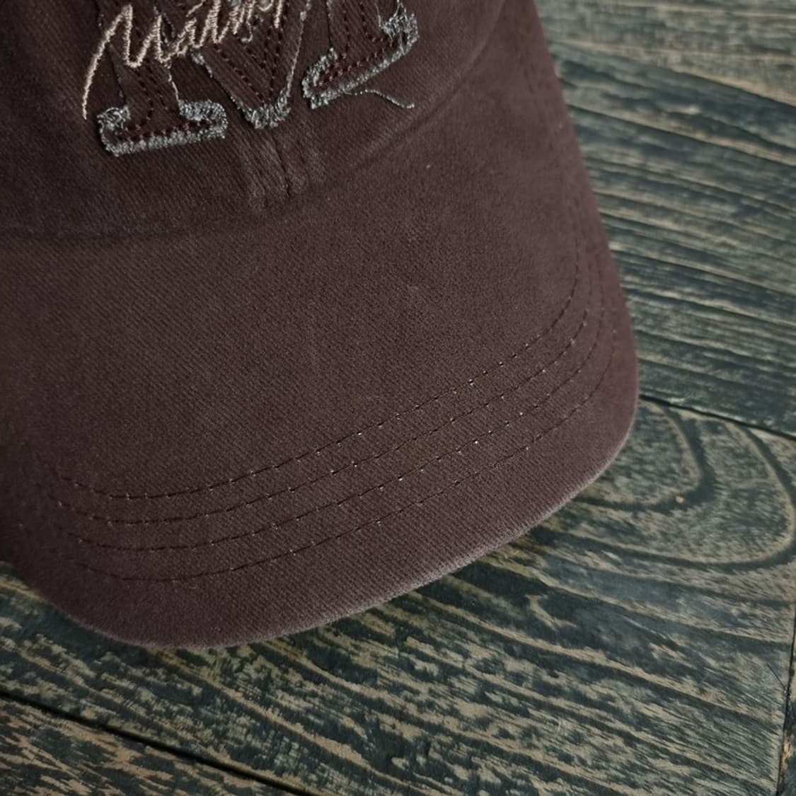 [마뗑킴] 자수 패치 볼캡 초코브라운 M19031 상품이미지9