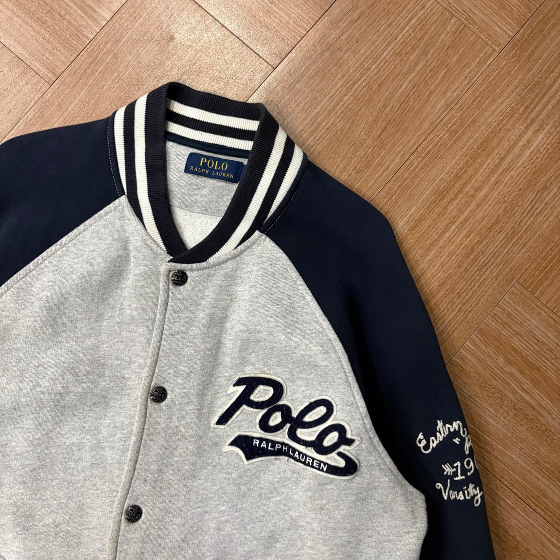 폴로 랄프로렌 그레이&네이비 플리스 바시티 자켓 상품이미지2