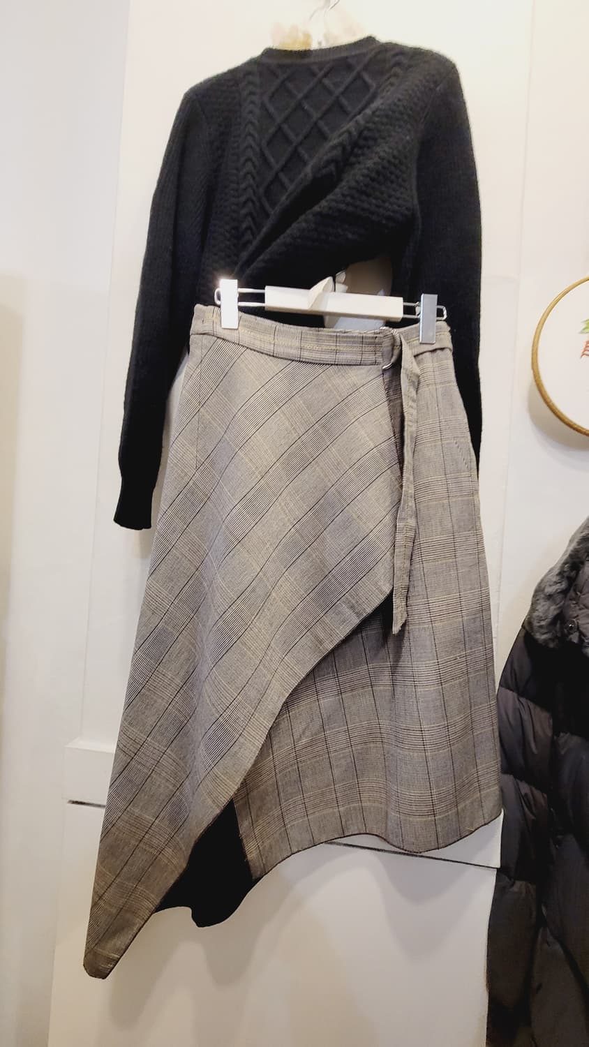 시스템 리본 케이블 가디건.보브 언발체크스커트 상품이미지7