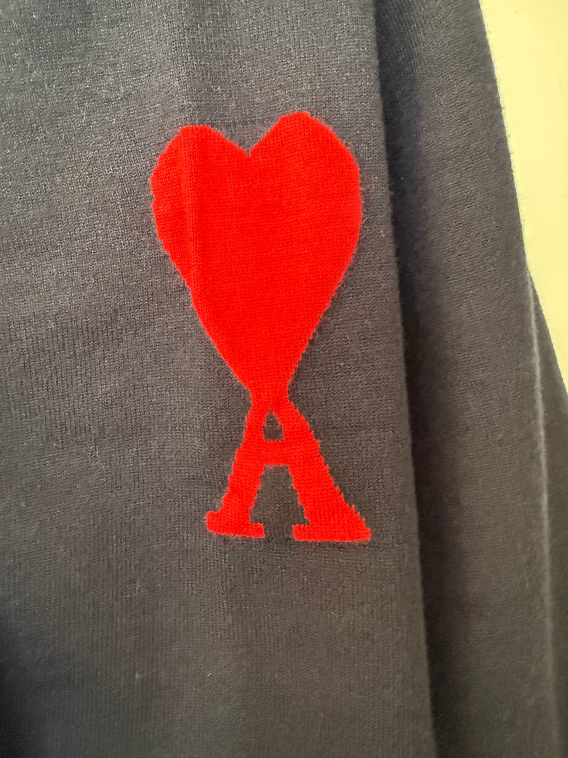 (⚠️설명 필독⚠️) 아미 빅 하트 가디건 네이비 여성용 상품이미지5