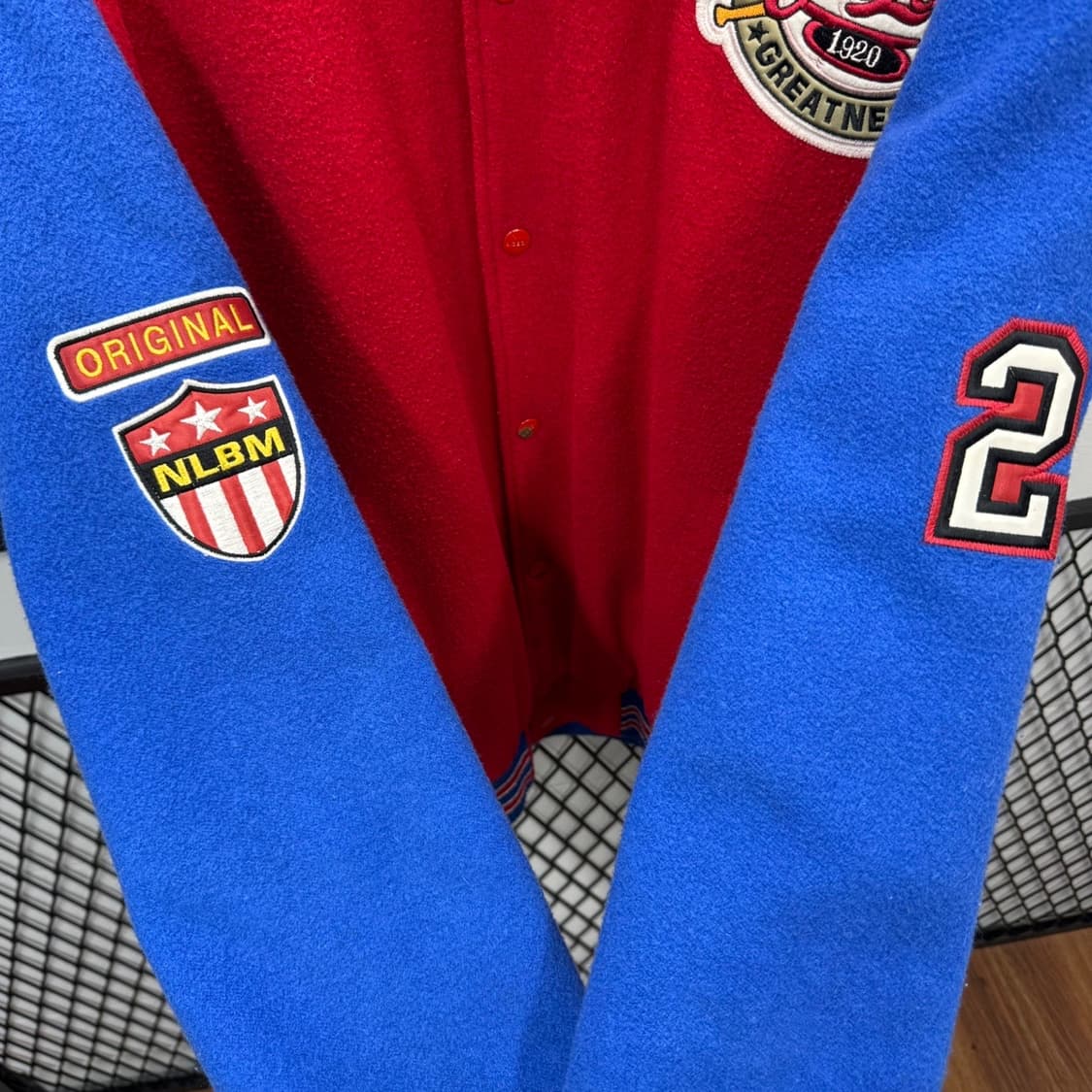 90s NLBM X 빅보이 헤드기어 바시티자켓 후면 패치 디테일 레드 상품이미지7