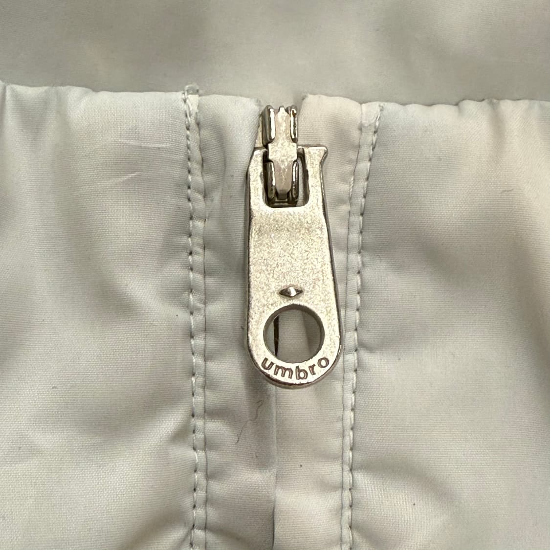 [정품/95] 엄브로 바람막이 화이트 네이비 b15 상품이미지8