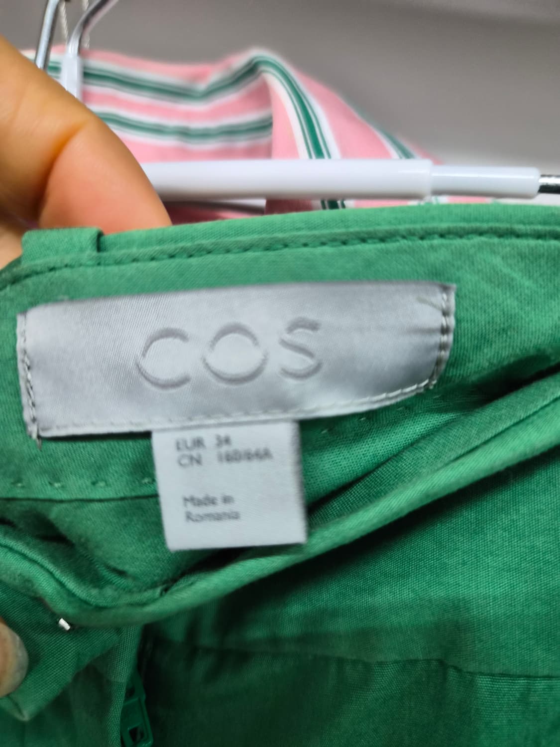 벌룬 스트라이프 셔츠. 2.코스 그린 핀턱 세미배기팬츠 상품이미지8