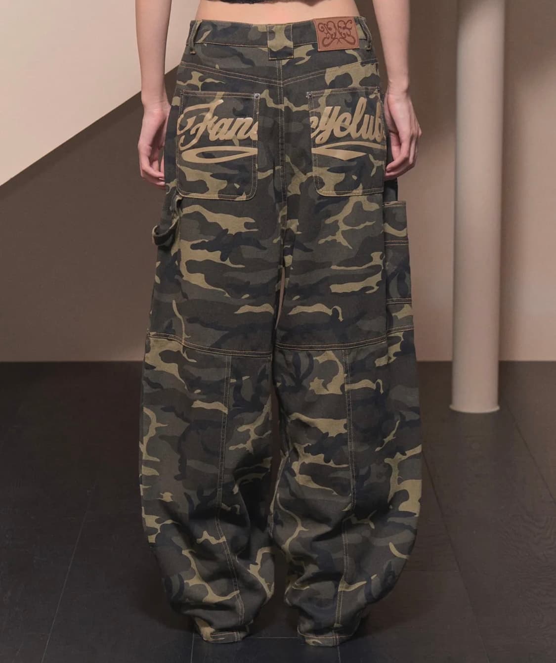 팬시클럽 카펜더 레터링 데님팬츠 (카모) 상품이미지1