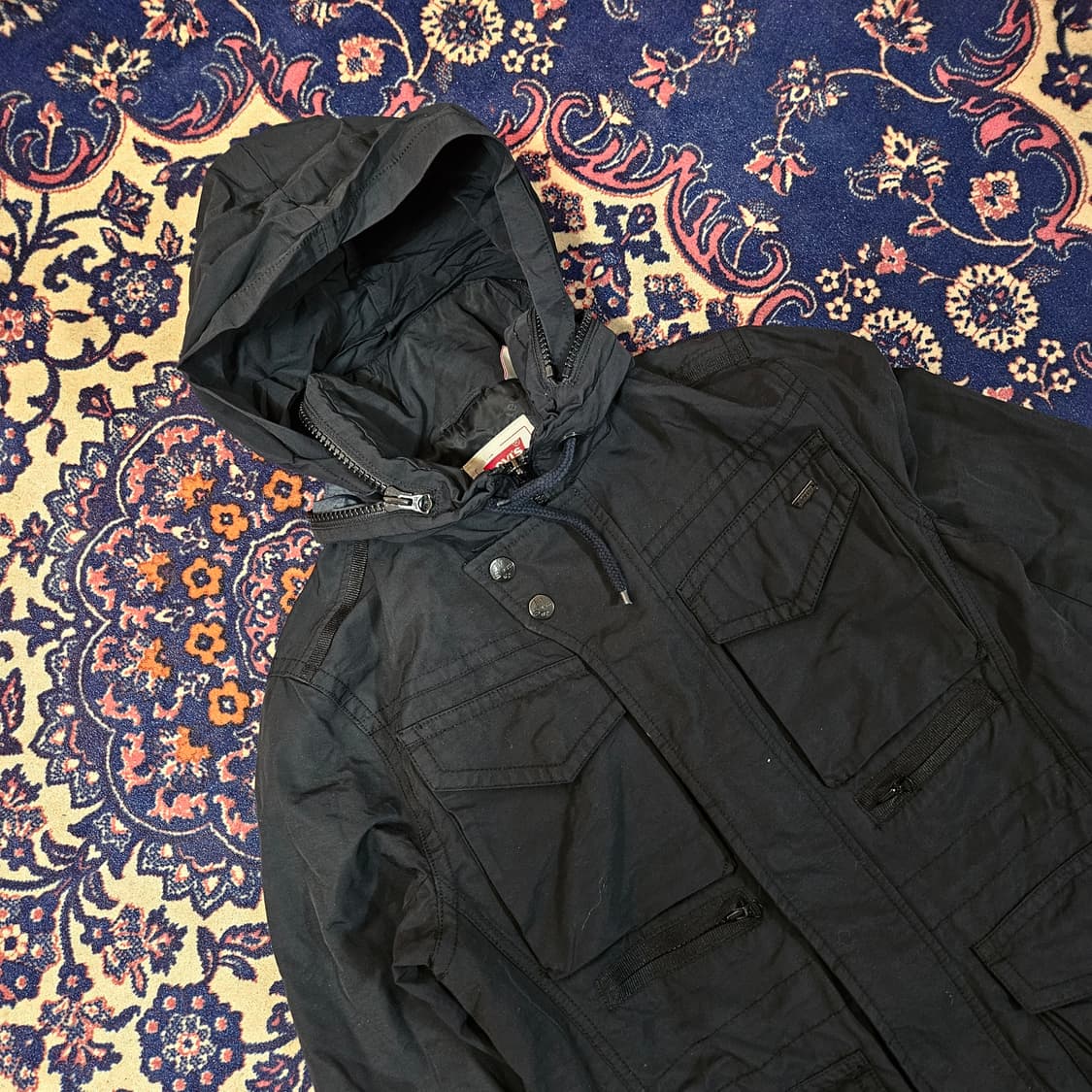 리바이스 피그먼트 블랙 멀티포켓 사파리 나일론 자켓 상품이미지1