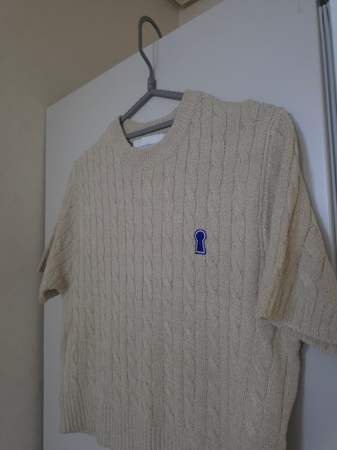 세컨모놀로그 키홀 케이블 니트 상품이미지2