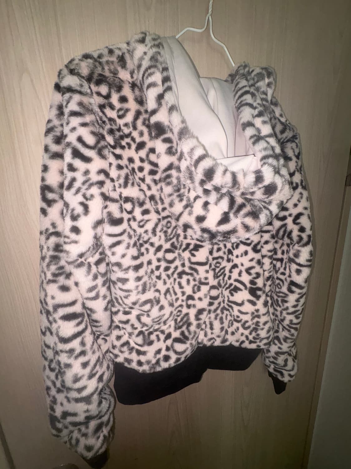 빈티지 y2k 오네갸루 히메갸루 핑크 퍼 후드집업 상품이미지2