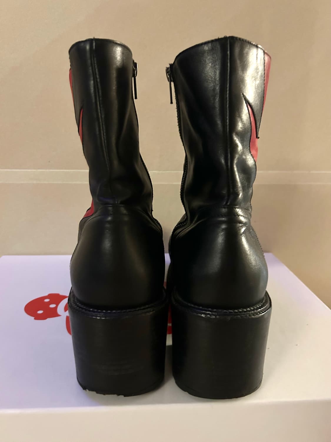 Hyper Glam Ankle leather Boots 상품이미지7