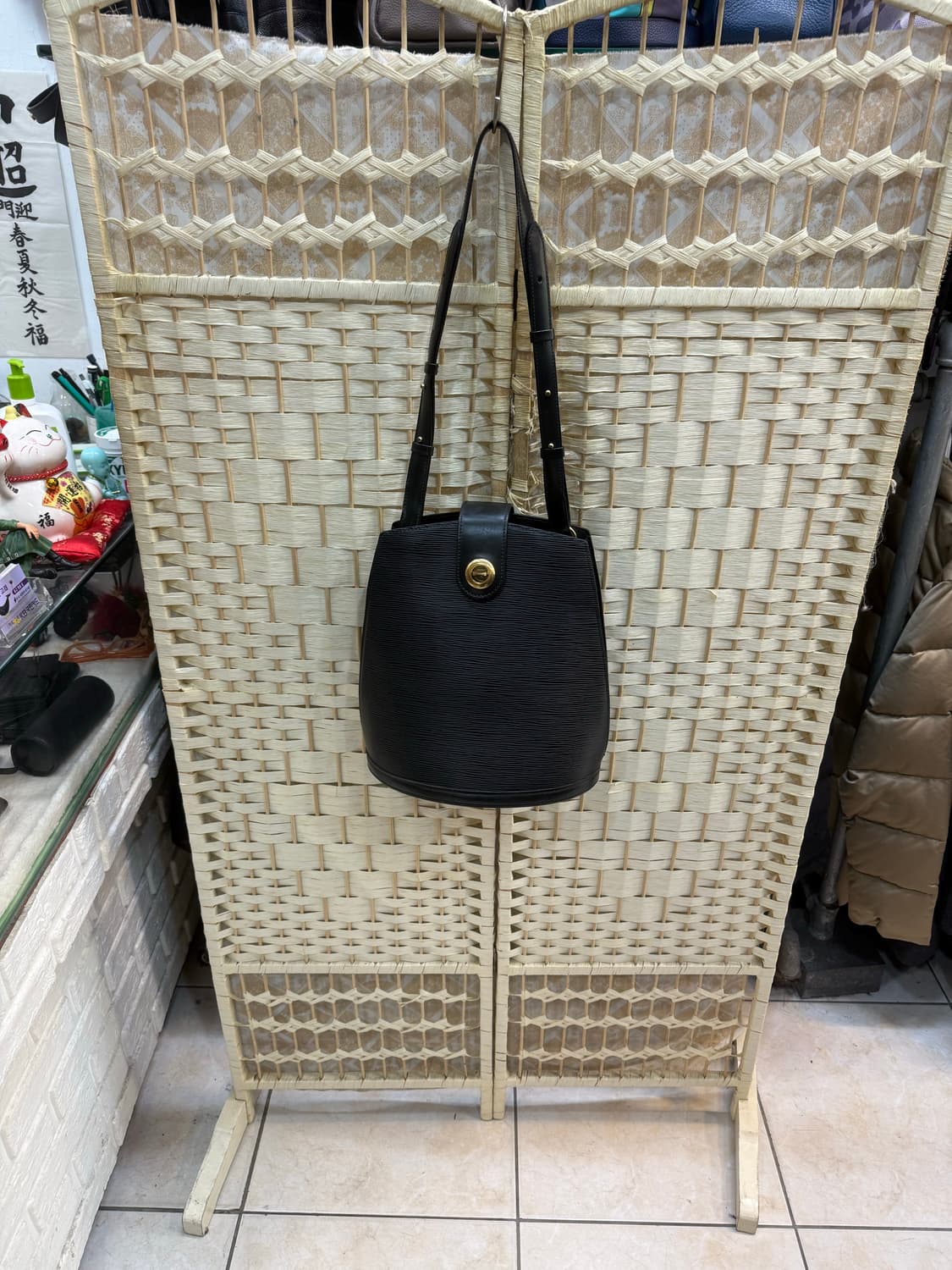 정품 루이비통 에삐 클루니 팝니다 상품이미지1