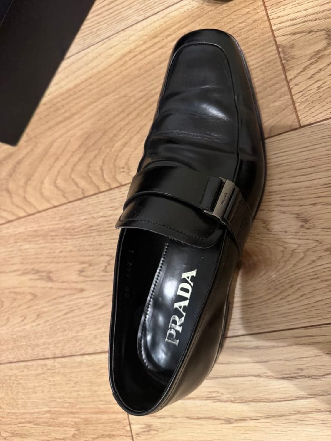 프라다 스퀘어토 로퍼 상품이미지4