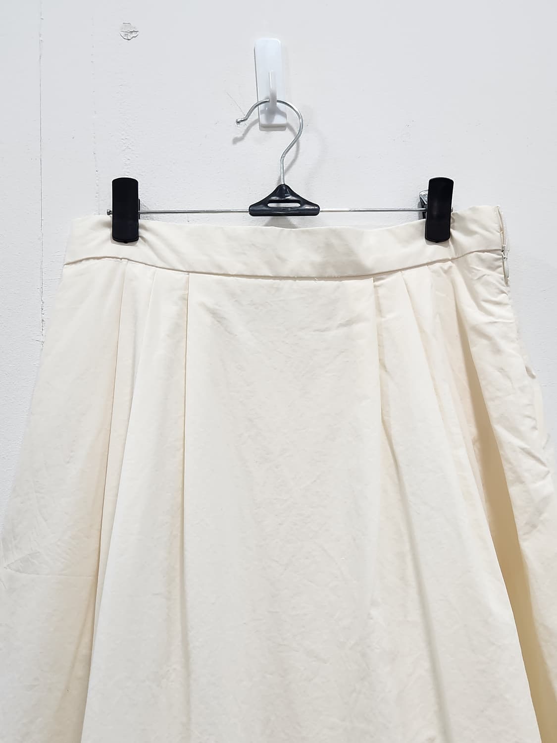 [M] 애드모어 ADDMORE 아이보리 플레어 롱 스커트 상품이미지2