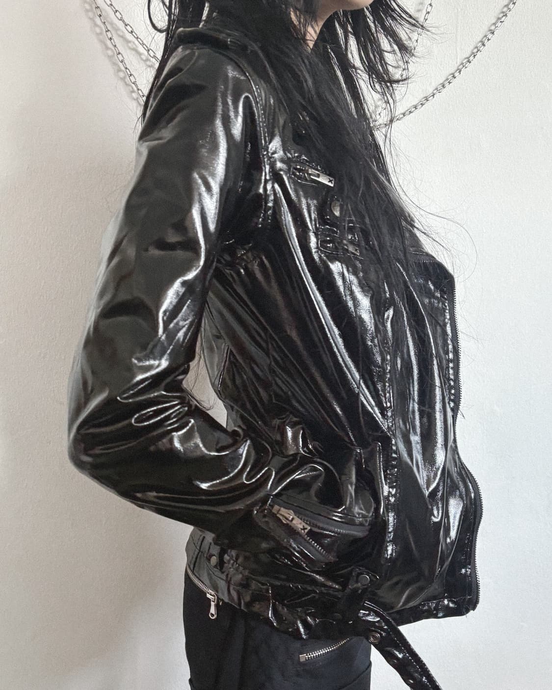 tripp nyc 페이턴트 레더 크롭컷 라이더자켓 상품이미지2