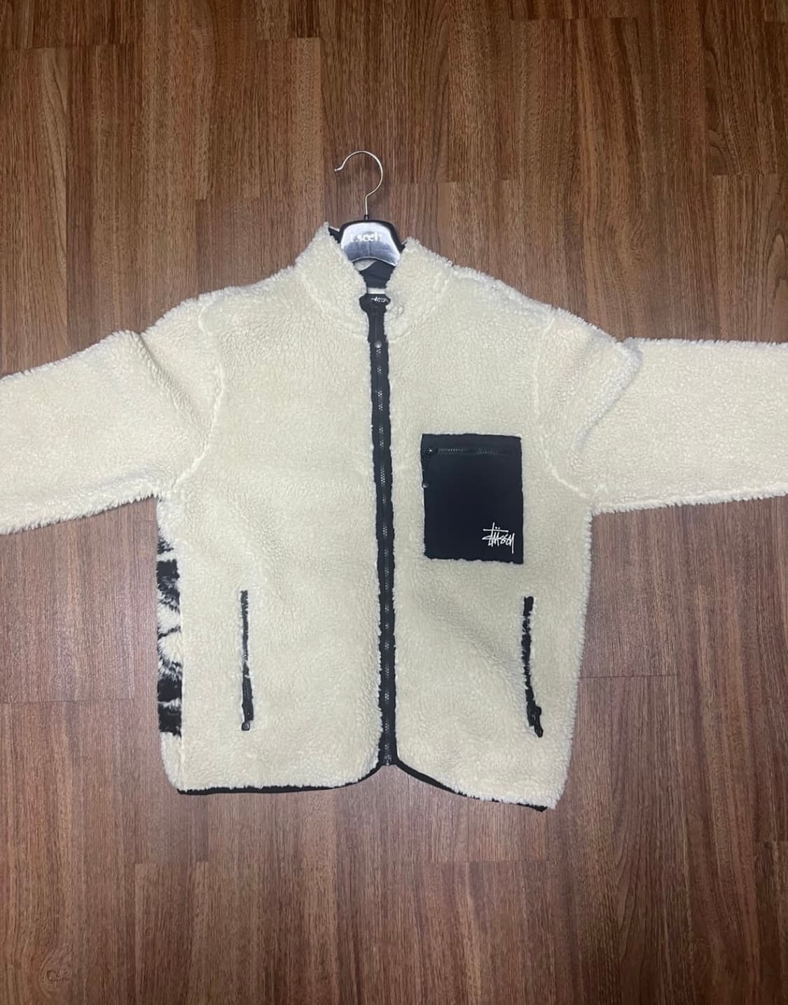 스투시 비너스 자카드 세르파 자켓 상품이미지2