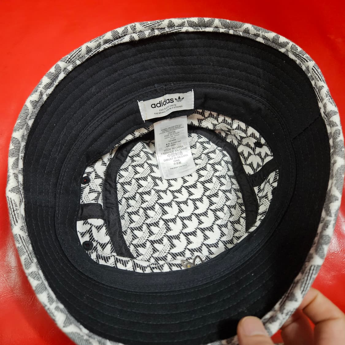 아디다스(Adidas) 모노그램 버킷햇 Free sizr 상품이미지4