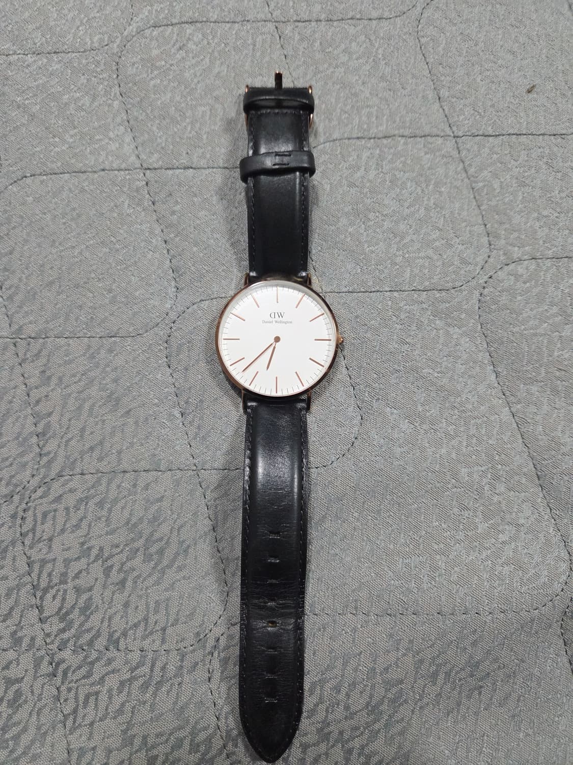 다니엘웰링턴 40mm 상품이미지1