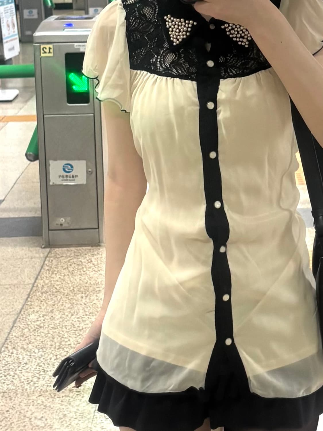 세실맥비 레이스 반팔 블라우스 갸루 오네 러블리 로걀  상품이미지1