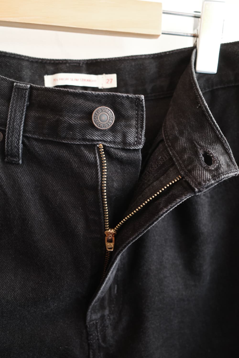 Levis 리바이스 하이웨이스트 블랙진 (28인치) 상품이미지5