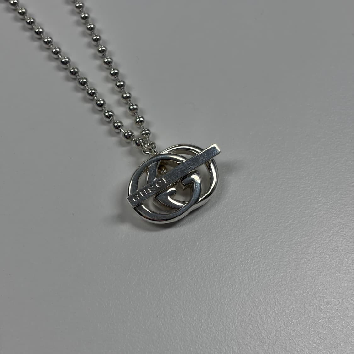 구찌 인터라킹 바 목걸이 상품이미지1