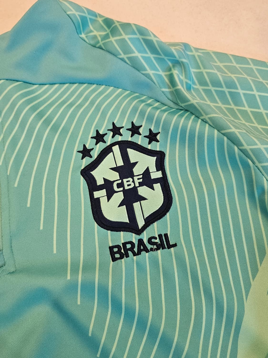 나이키 브라질 드릴탑 희귀 상품이미지2